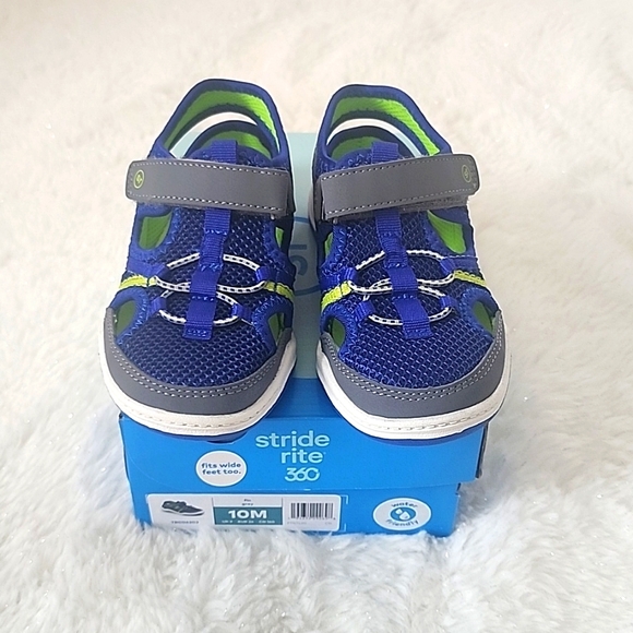 New Stride Rite Sandals - Picture 2 of 4